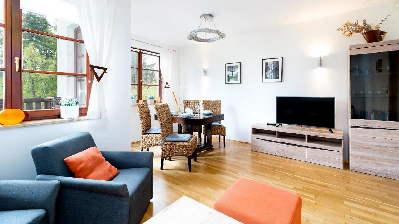 Apartamenty Sun & Snow Okrzei Karpacz 0*,